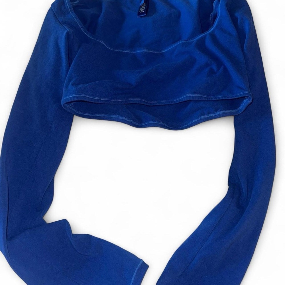 Skims super cropped long sleeve